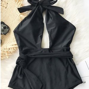 Cupshe Deep V swim suit Medium